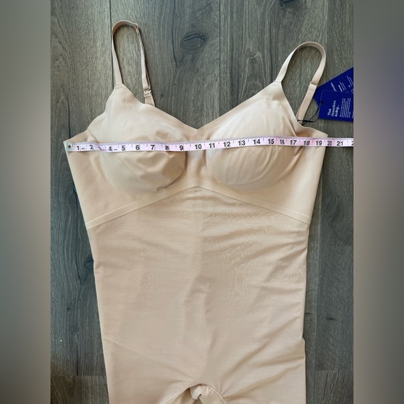 NWT HoneyLove Bodysuit Shapewear Nude/Beige Size 3X - Picture 6 of 10